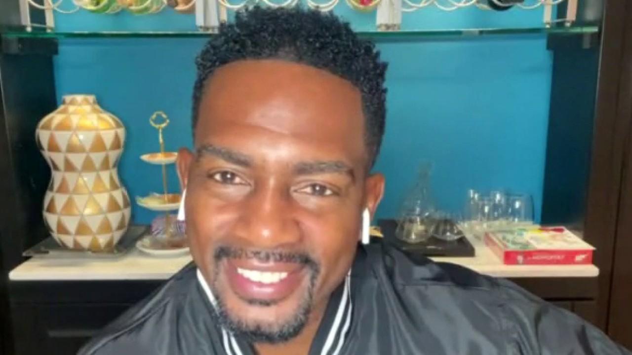 Bill Bellamy suggests 'no politics zone' at family Thanksgiving