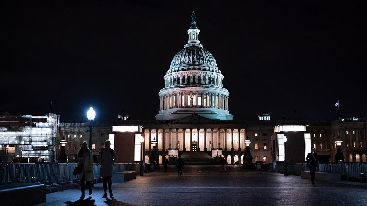 McConnell considers striking small business funding deal with Democrats over Easter weekend