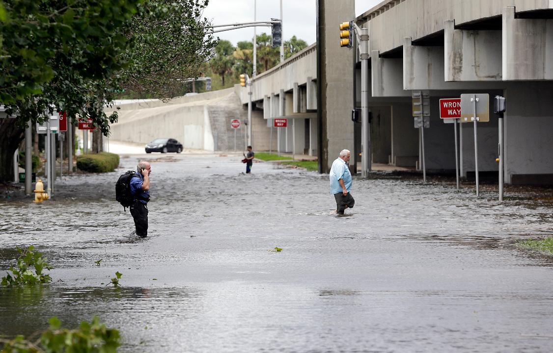 Florida goes dark after Hurricane Irma