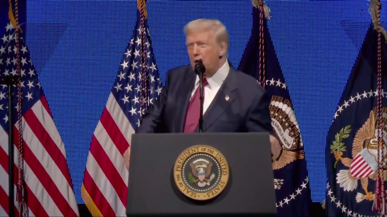 President Trump gave Walmart a shout out for its double-digit price drop of this year’s Thanksgiving meal.