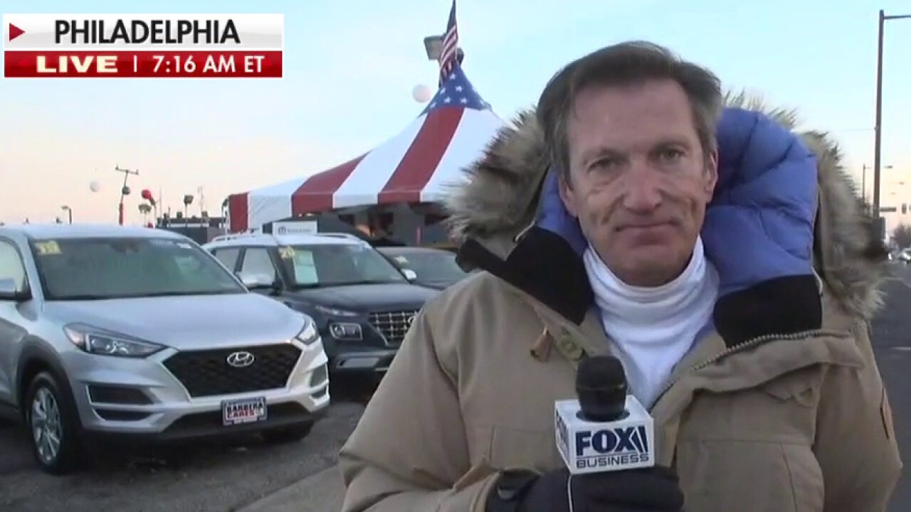 FOX Business’ Jeff Flock reports from a car dealership in Philadelphia, Pennsylvania, while dealers across America face record-low inventory and high prices.