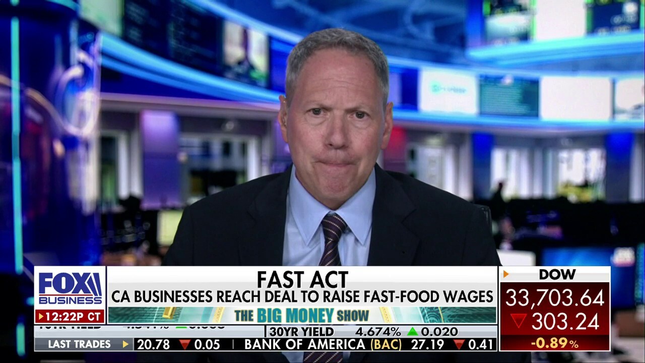 FAT Brands CEO Andy Wiederhorn joined "The Big Money Show" to discuss his company’s newest acquisition, Smokey Bones, as consumers and small businesses continue to fight inflation.