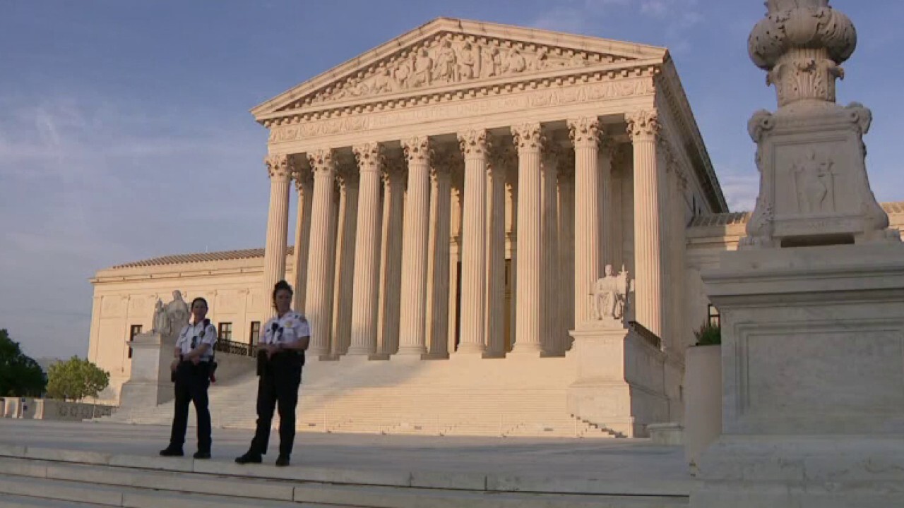 Democrats urge Congress to codify Roe v. Wade