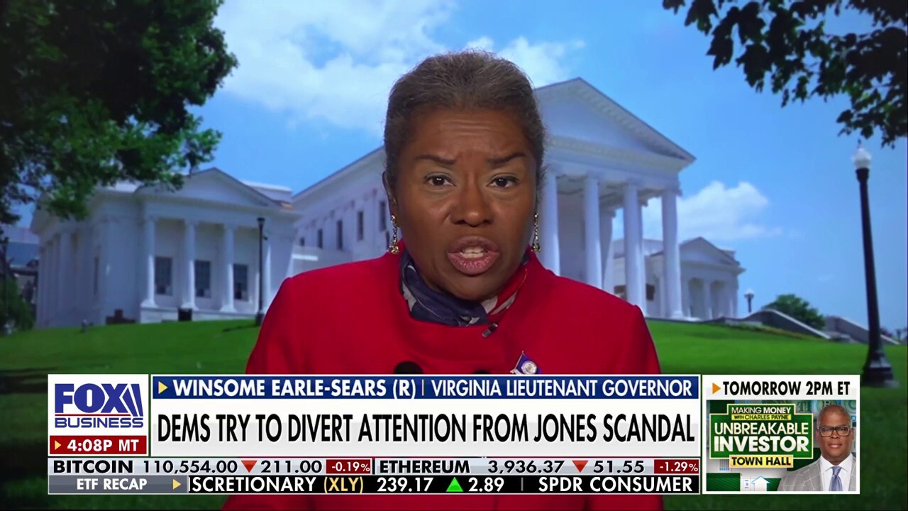 Virginia governor’s race tightens with two weeks to go 