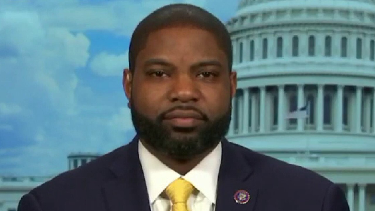 Rep. Byron Donalds fires back at Cori Bush’s ‘blatantly outrageous’ attack