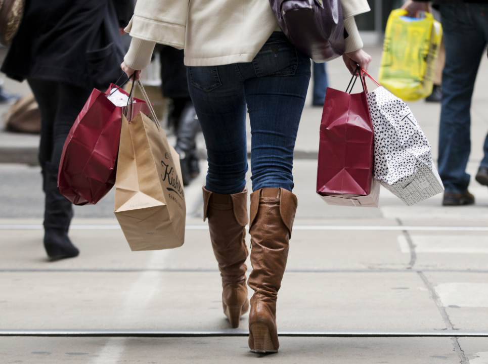 Retail sales rise, consumer confidence soars