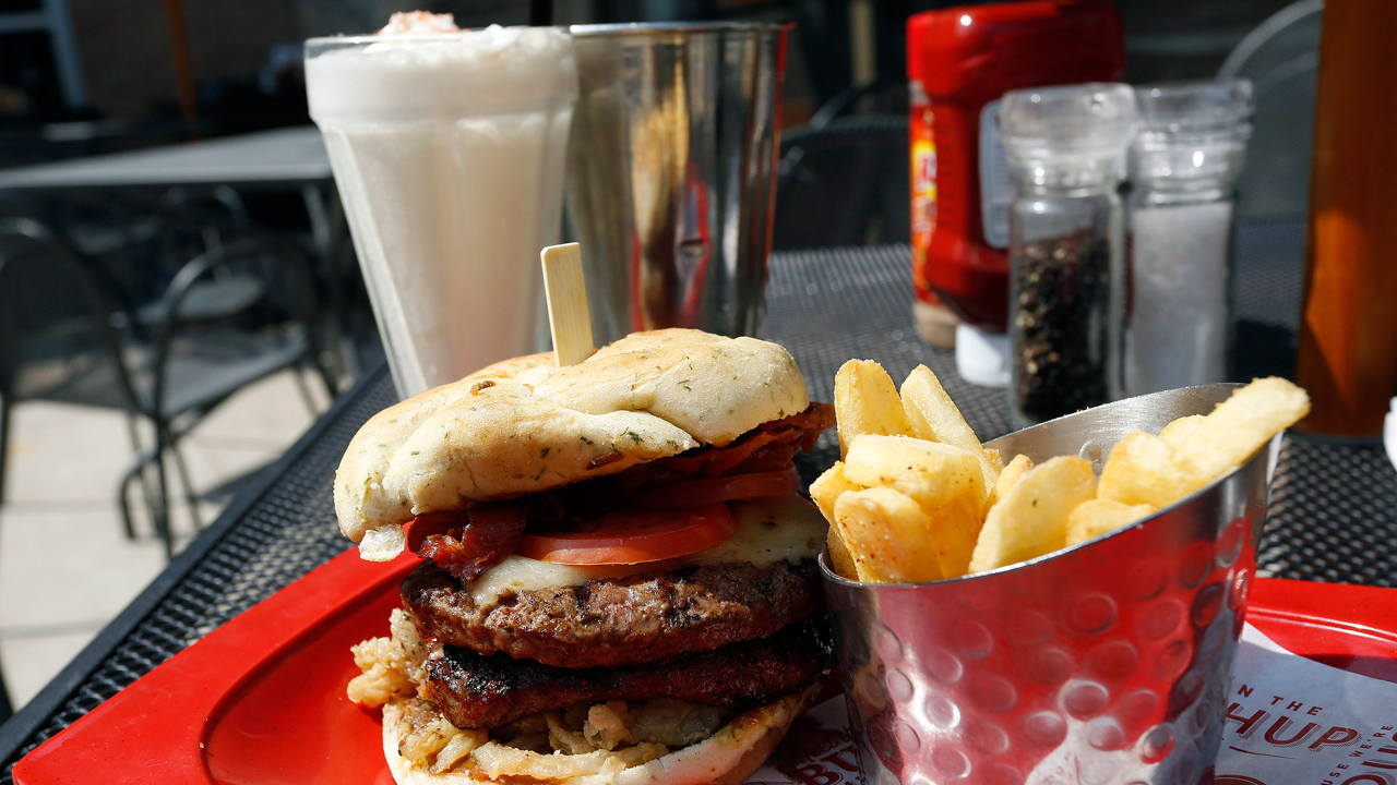 Fast food restaurants showing decline
