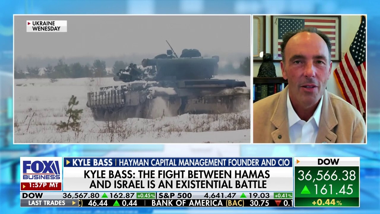 Hayman Capital Management founder and CIO Kyle Bass gives his take on the U.S. involvement in the Israel-Hamas and Russia-Ukraine conflicts on 'The Claman Countdown.'