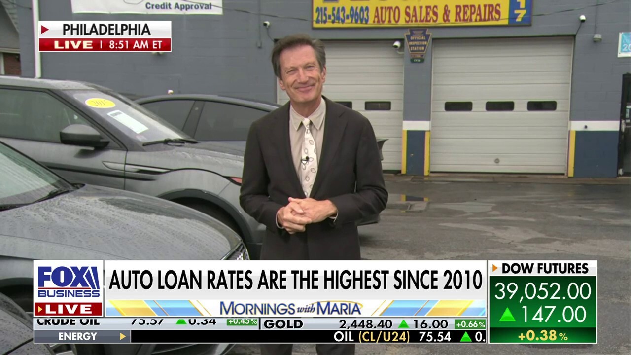 Auto loan rates climb to the highest level since 2010