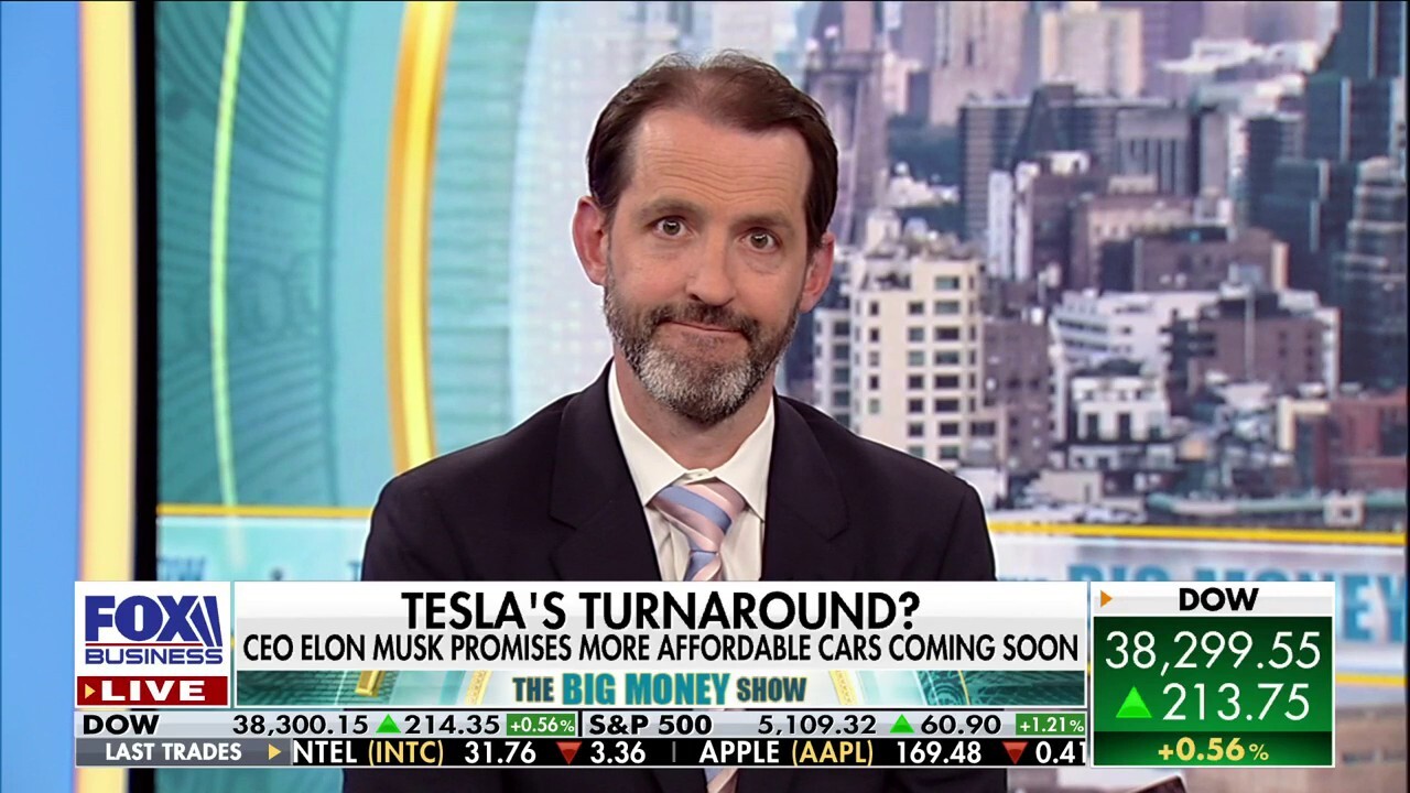 Barron's senior writer Al Root discusses Tesla's market performance and automaker strategies when it comes to electric vehicles.