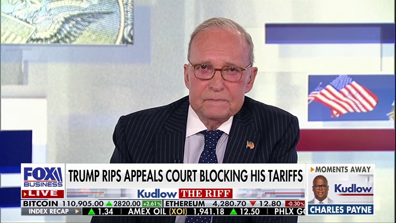 Larry Kudlow: Judges shouldn't keep standing in Trump's way