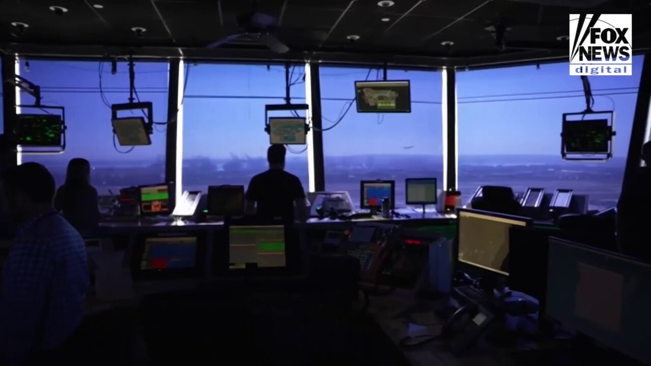 Fox Business Briefs 10/10