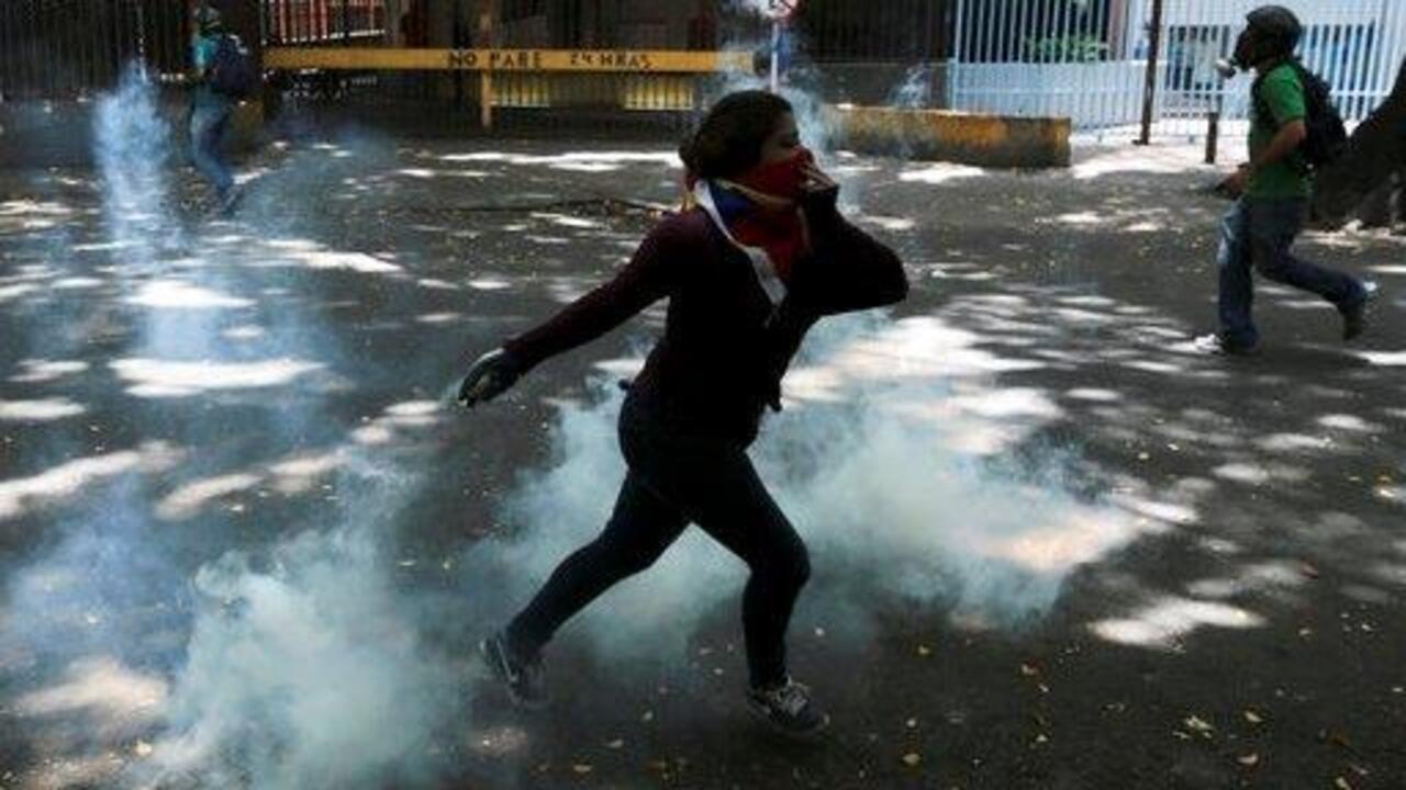Venezuelan immigrant: Socialism is destroying the country 