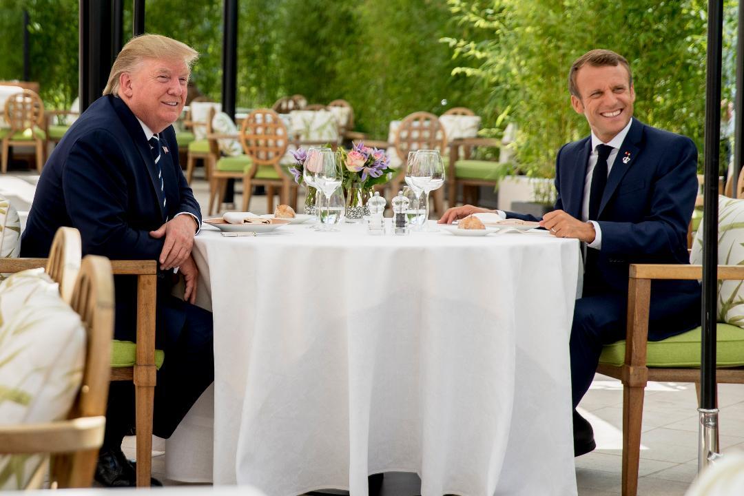 Trump arrives for dinner at the G-7 summit