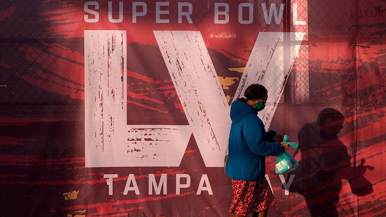 Tampa bar owner operating at 25% capacity says government won't give extra help Super Bowl week 