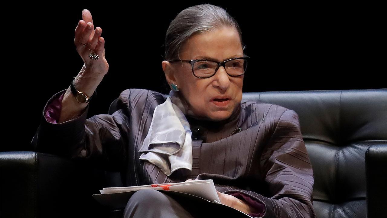 Justice Ginsburg puts hold on ruling on Trump 's financial records