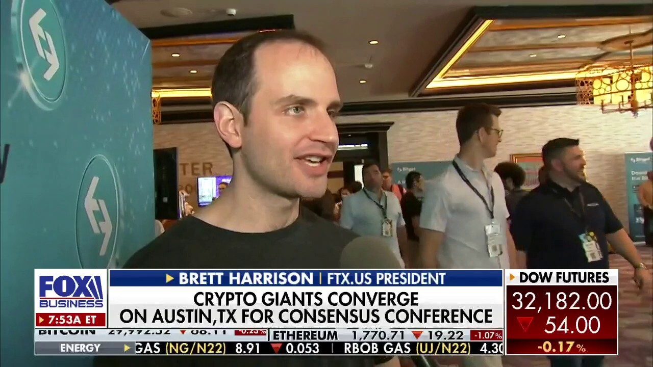 Brett Harrison, the president of FTX US, a U.S.-regulated cryptocurrency exchange, discusses the market volatility at the Consensus Conference. FOX Business’ Susan Li with more. 