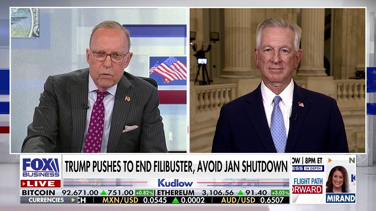 Sen. Tommy Tuberville, R-Ala., praises President Donald Trump’s tariffs and explains key voting measures he thinks Republicans should pursue on ‘Kudlow.’ 