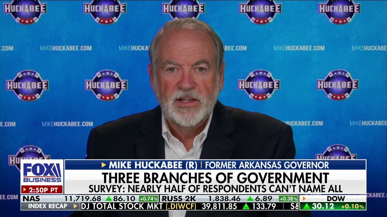 You wonder if people ever took 9th grade civics?: Mike Huckabee Fox