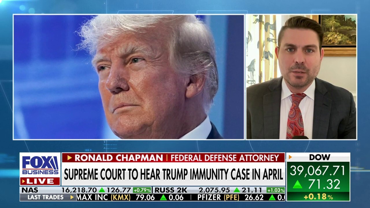 Federal defense attorney on timing of Trump's court cases