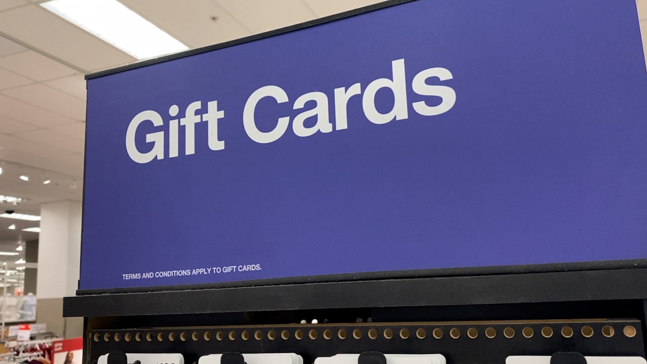Authorities warn of criminals using QR codes, gift cards to scam people this holiday