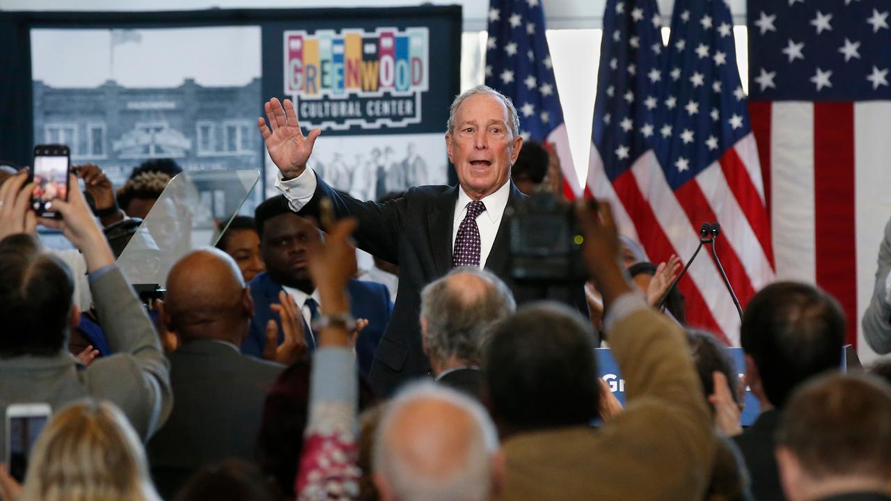 Bloomberg reportedly luring campaign staffers with pricey gifts