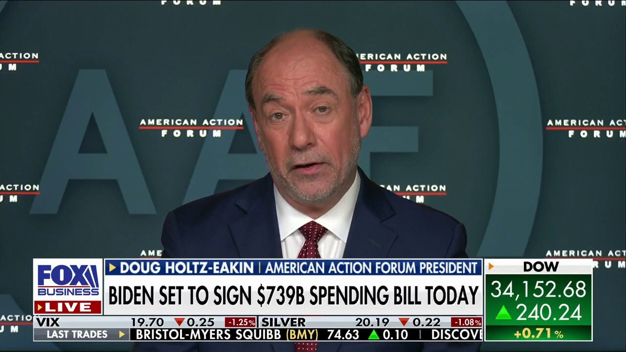 American Forum Action president and former Congressional Budget Office Director Doug Holtz-Eakin says Congress is continuing to ‘spend and borrow’ without improving the U.S. economic outlook.