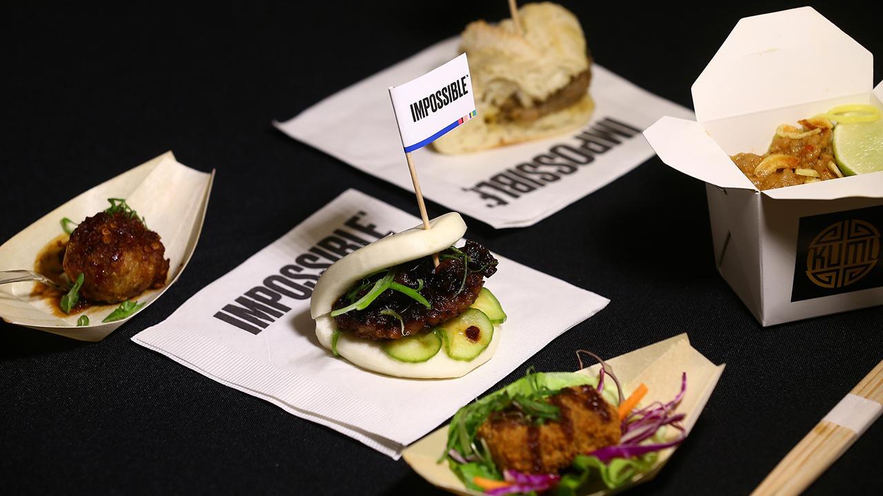 Impossible Foods debuting pork and sausage at CES, giving away 25,000 samples