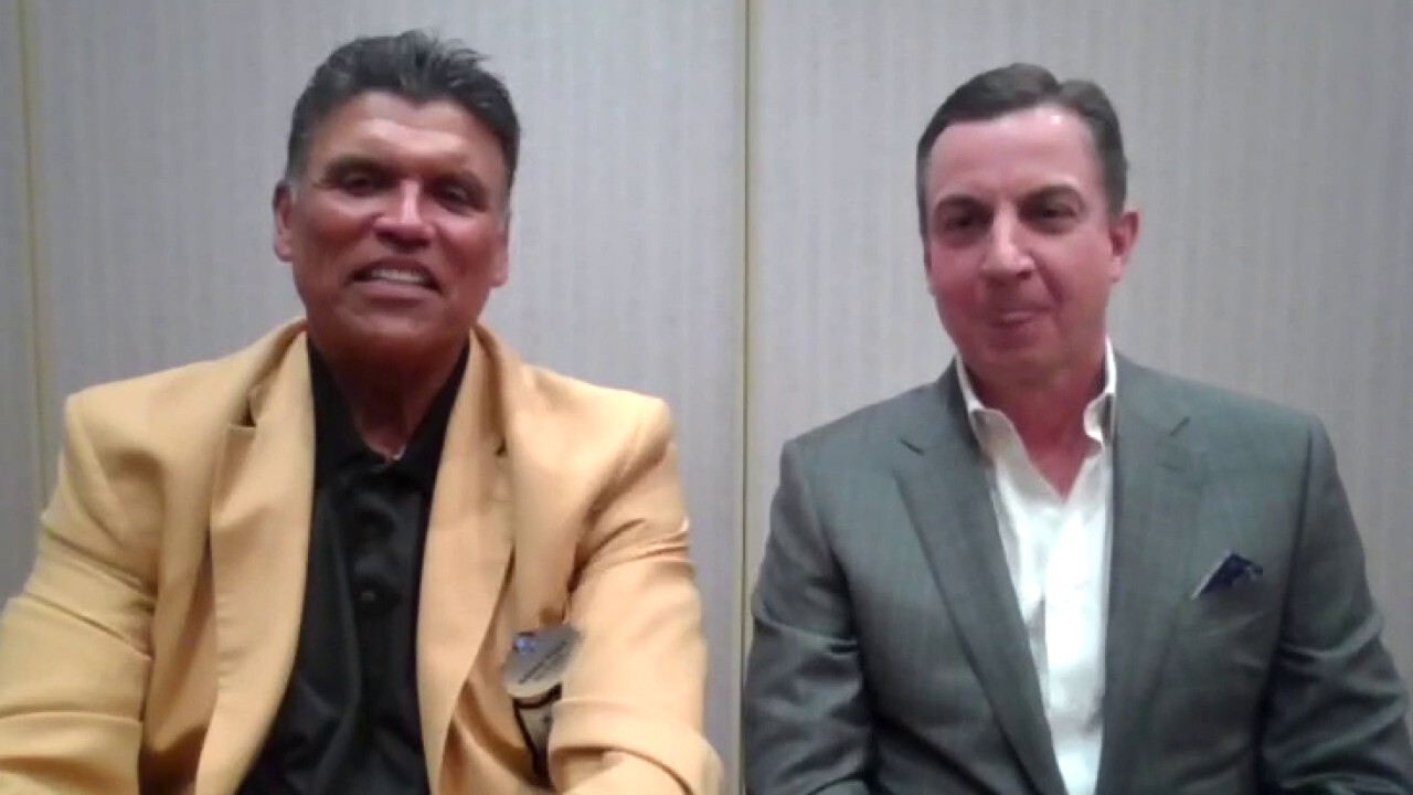Hall of Famer Anthony Muñoz and Hall of Fame Resort & Entertainment CEO Michael Crawford join 'The Claman Countdown.'