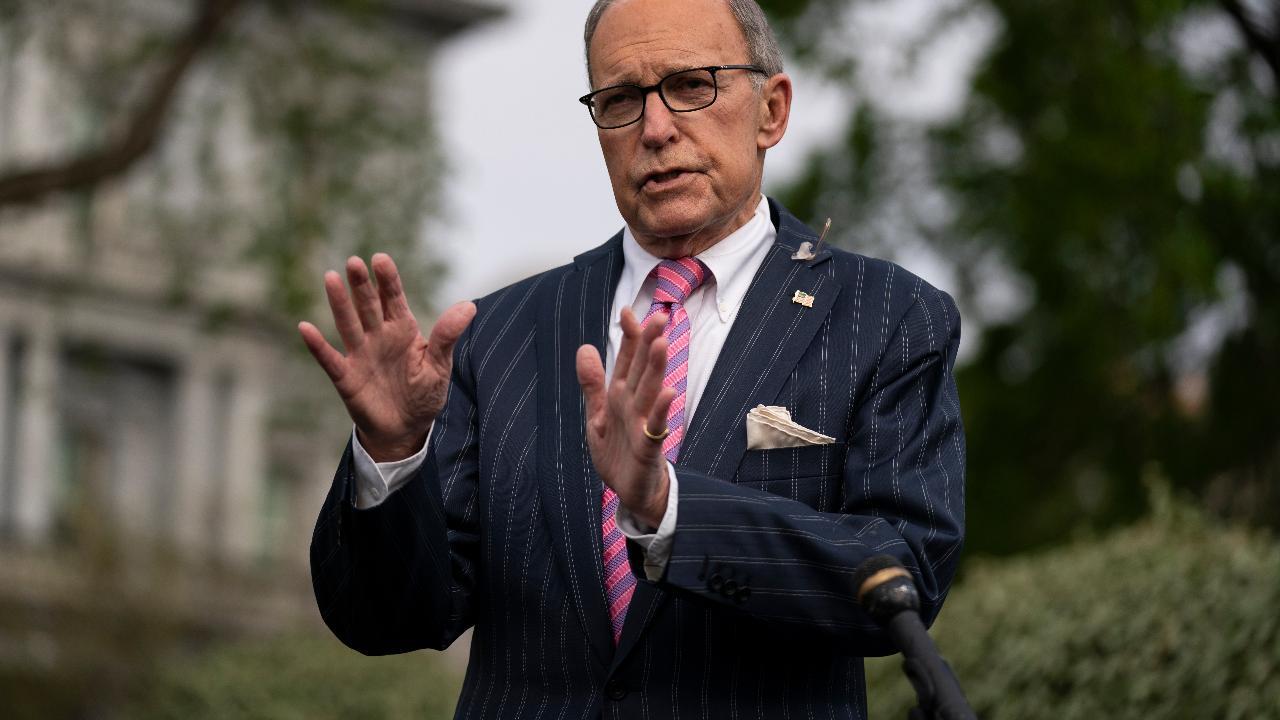 Larry Kudlow lays out various programs helping Americans amid coronavirus