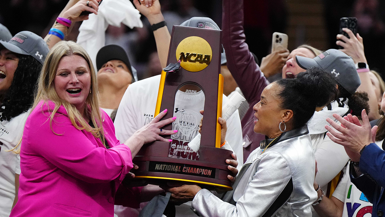 WATCH LIVE: Biden hosts NCAA basketball champs at White House