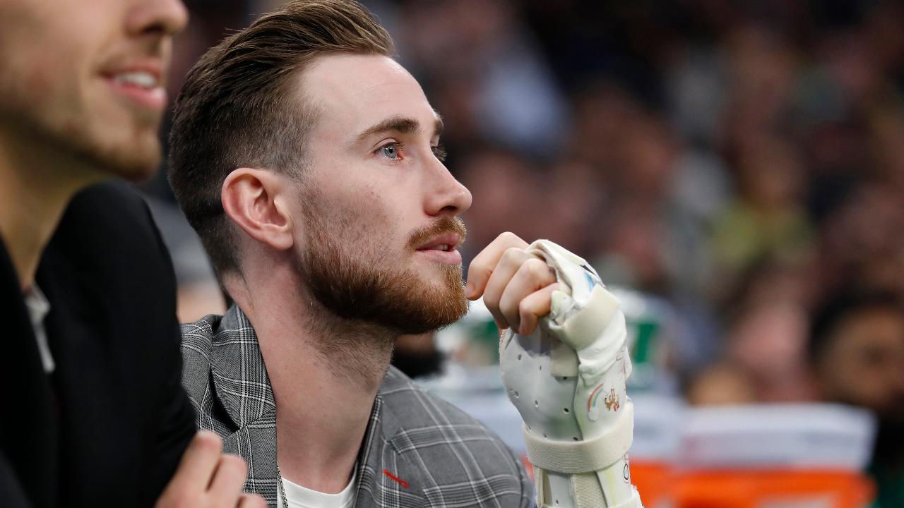 Playing Fortnite might help Celtics' Hayward heal wrist injury: Dr. Marc Siegel