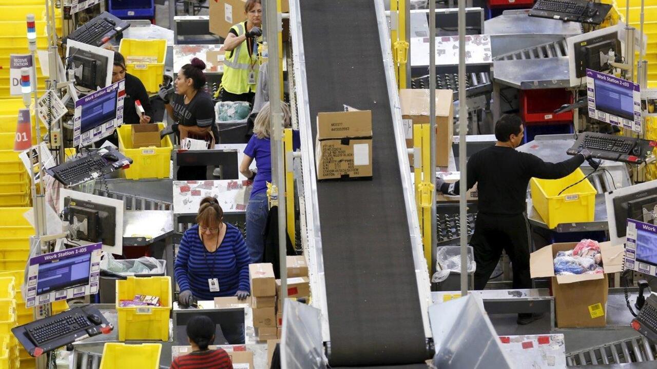 Army of 4K tackle Cyber Monday at Amazon fulfillment center