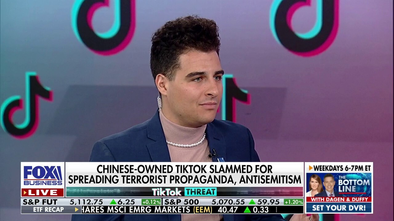 TikTok personality and actor Zach Sage Fox tells 'The Bottom Line' he supports the sale of TikTok to American suitors. 