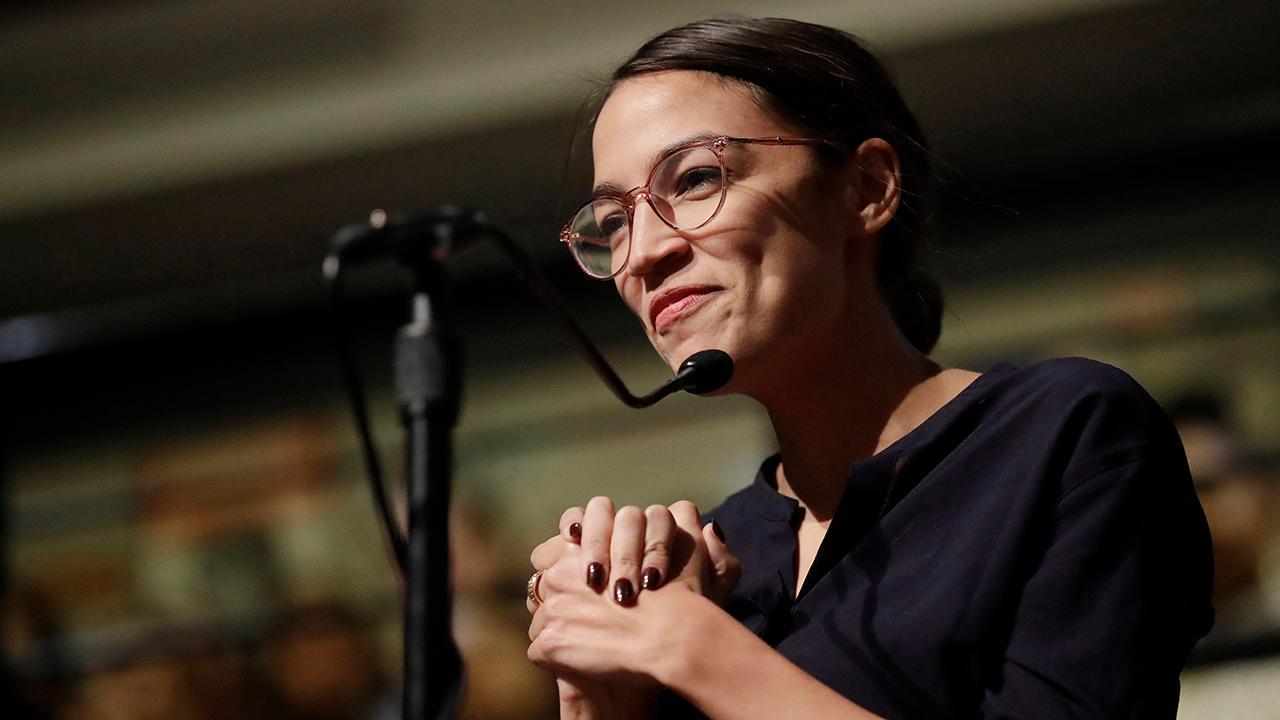 Alexandria Ocasio-Cortez, Bernie Sanders look to declare climate change an emergency