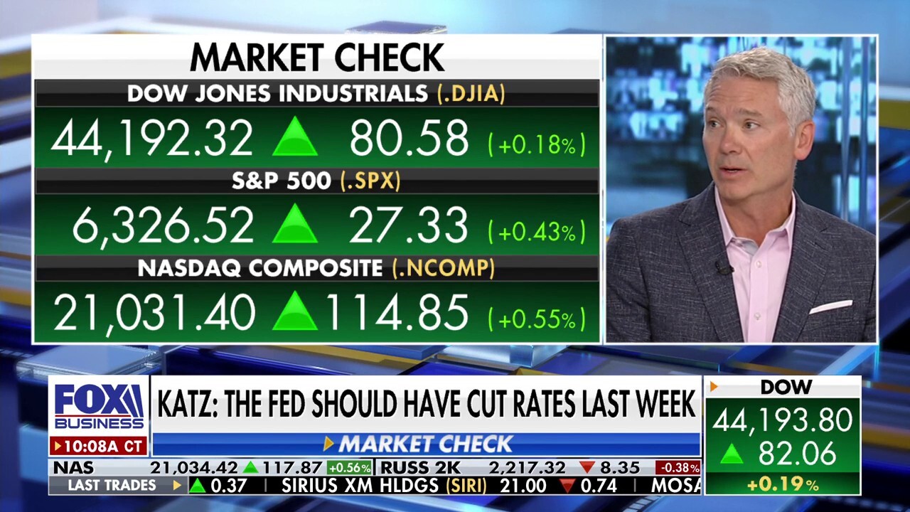 Fed missed a 'golden opportunity' to cut interest rates, investor says