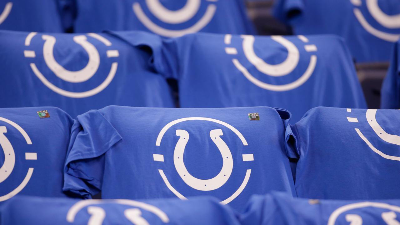 NFL fan burns Colts season tickets over anthem protests