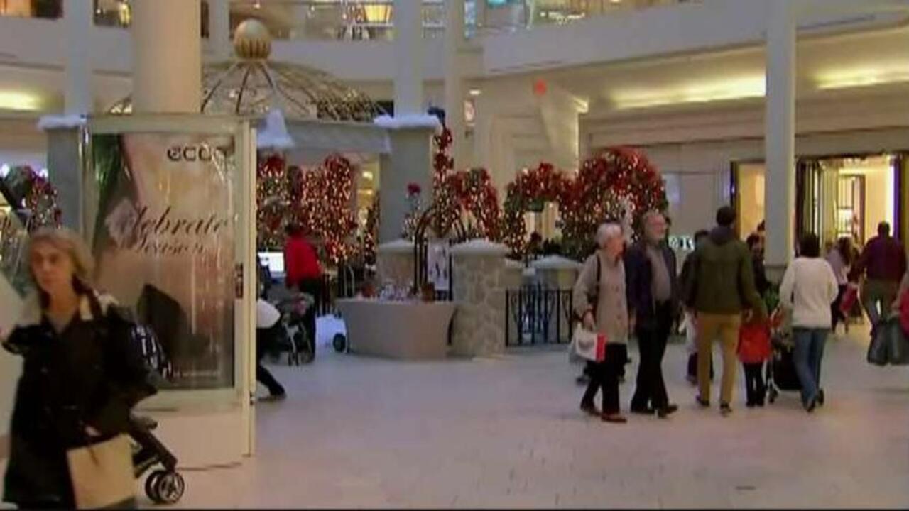 Warm weather putting a deep freeze on holiday shopping?