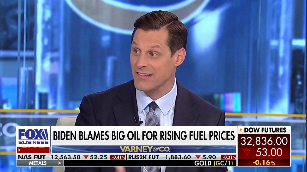 Fox News contributor and The King’s College economics professor Brian Brenberg rips President Biden blaming oil companies for rising gas prices.