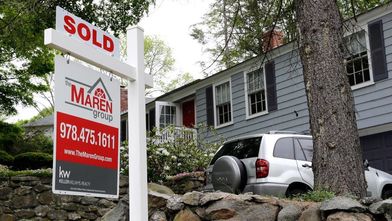 Mortgage rates near record low as Fed decision looms