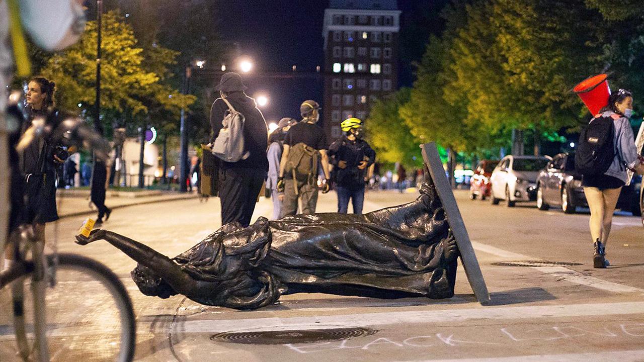 Pastor Darrell Scott: Protesters toppling statues for the 'sake of violence'