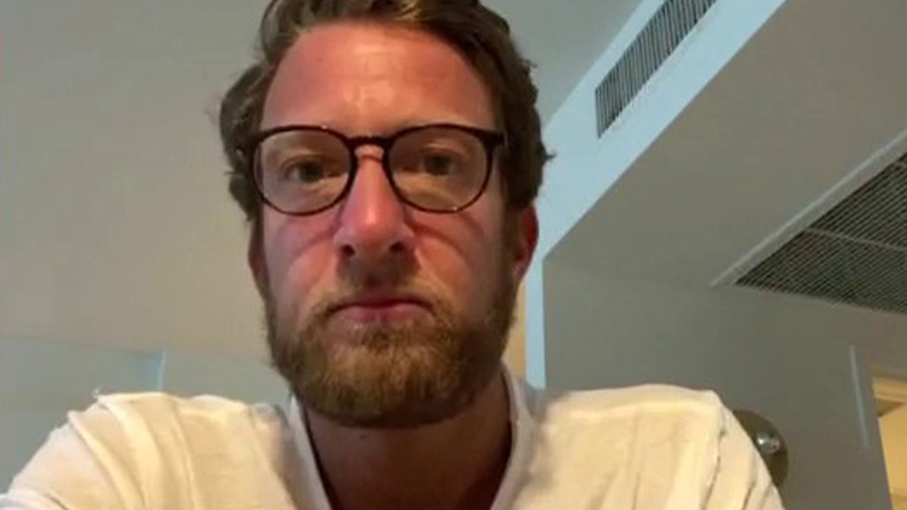 Barstool Sports founder Dave Portnoy reacts to the GameStop congressional hearing and the individual trader movement. 