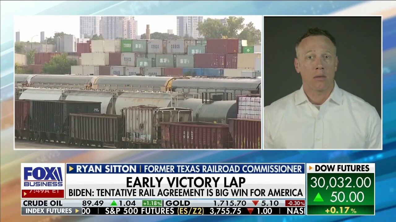 Former Texas Railroad Commissioner Ryan Sitton predicts what a potential rail strike will do to the already struggling American economy on ‘Mornings with Maria.’ 