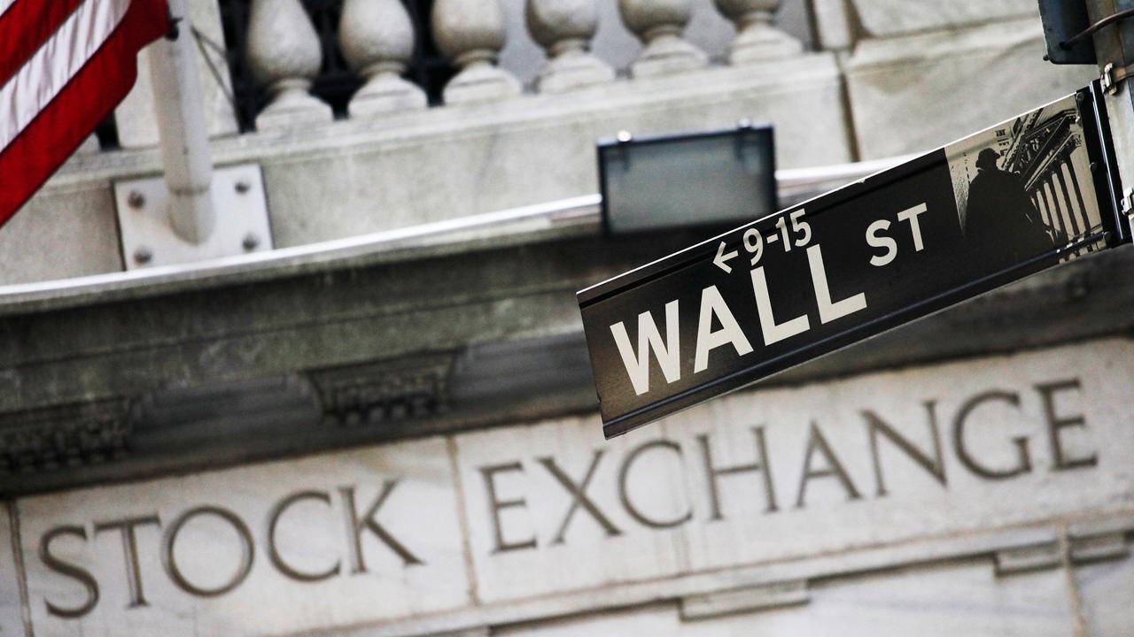 Dow Jones will keep breaking records in 2018: Ralph Acampora 