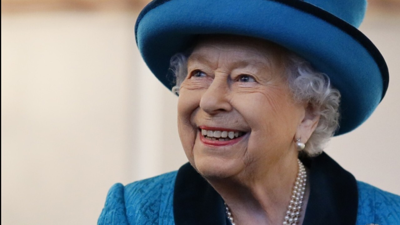 FOX Business' Neil Cavuto and Ashley Webster discuss Queen Elizabeth II's impact on the country's finances.