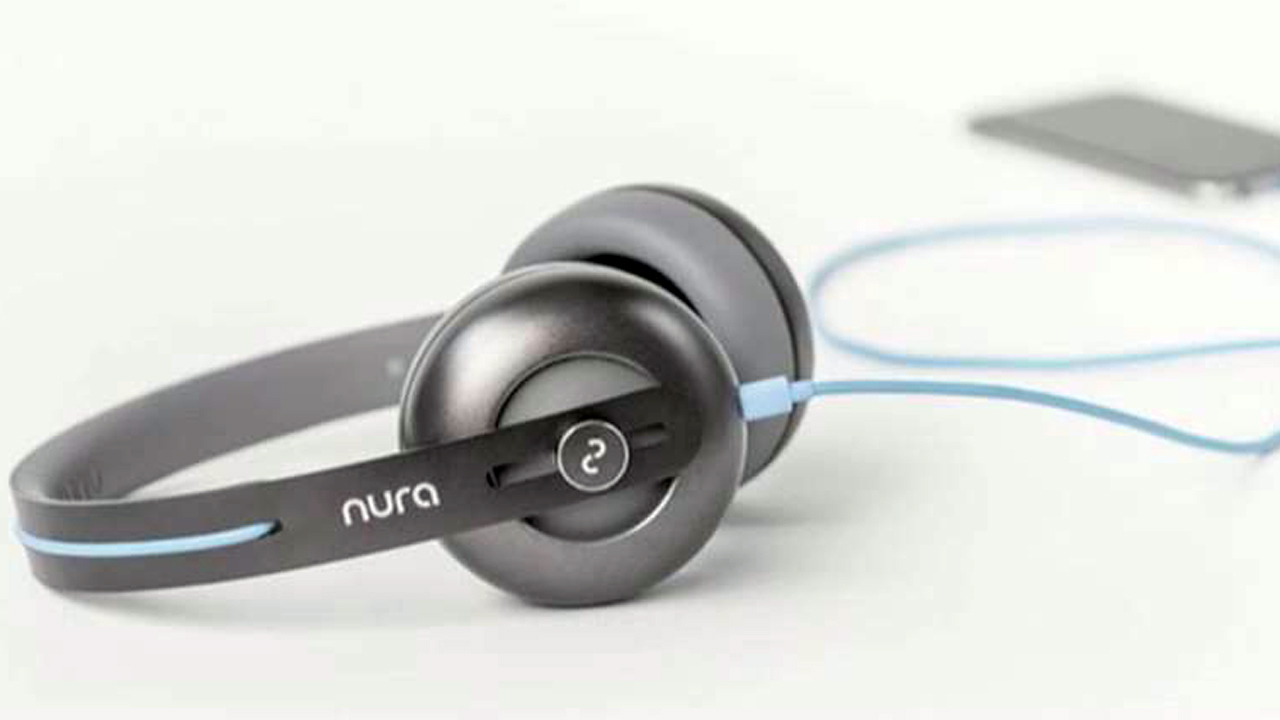 Smart headphones optimize sound to your ears