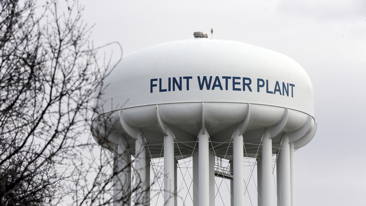 Flint resident: We don’t believe Gov. Snyder will drink only Flint water