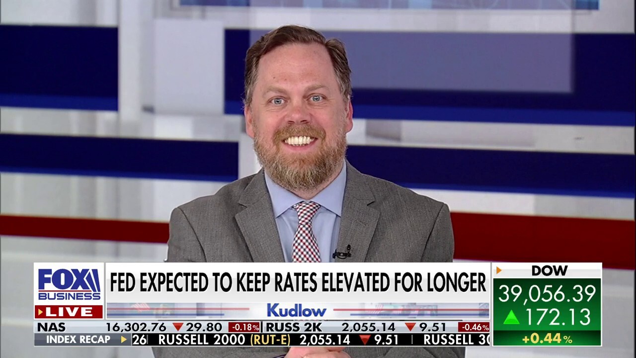 Breitbart Business Digest co-author John Carney discusses inflation remaining above the Federal Reserve's target rate on 'Kudlow.'
