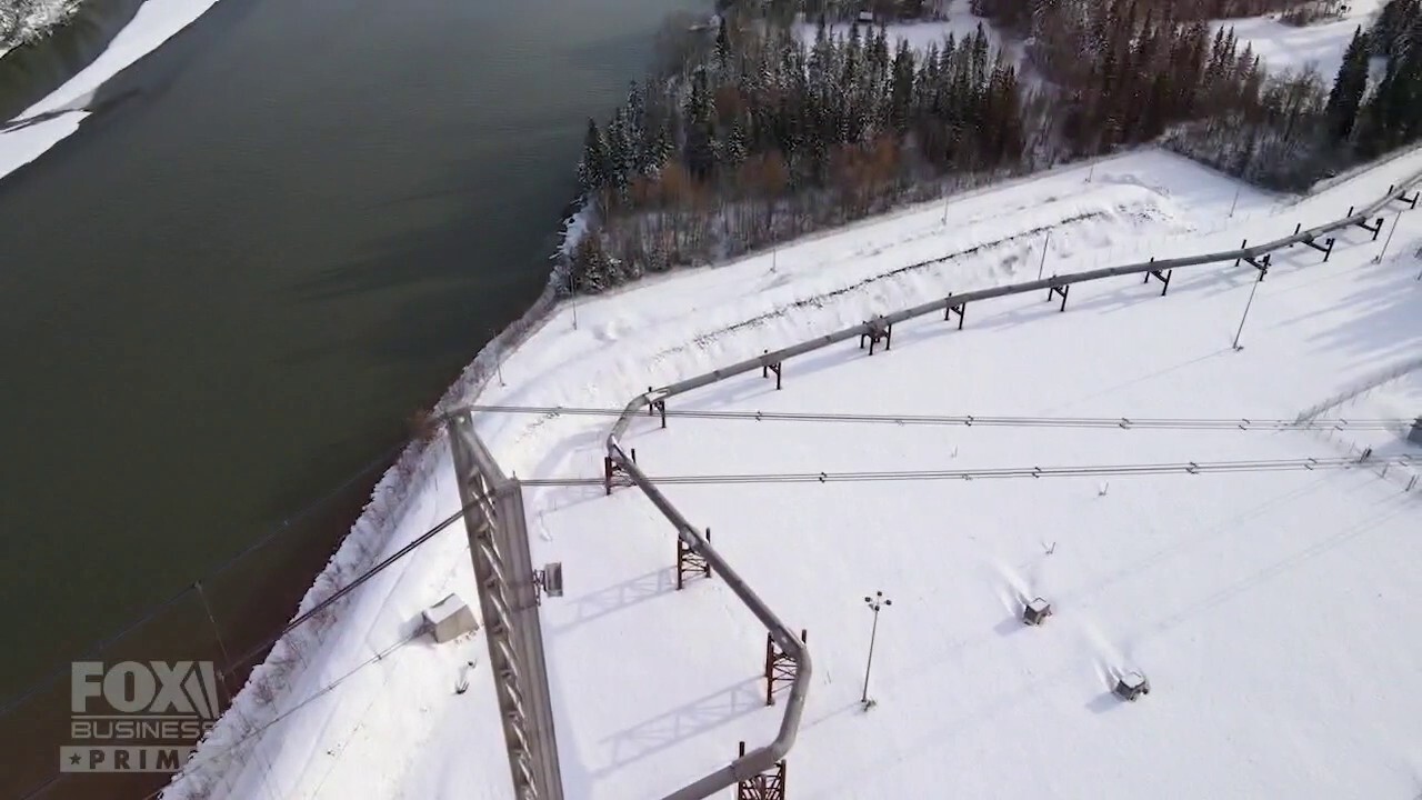 Behind the great engineering feat that is the Alaskan pipeline