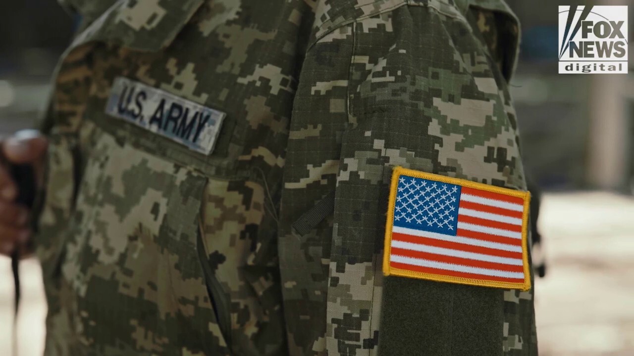 Military veterans and the CEOs of RedBalloon and MilitaryHire speak exclusively to Fox News Digital about how they’re helping service members transition into the civilian workforce.